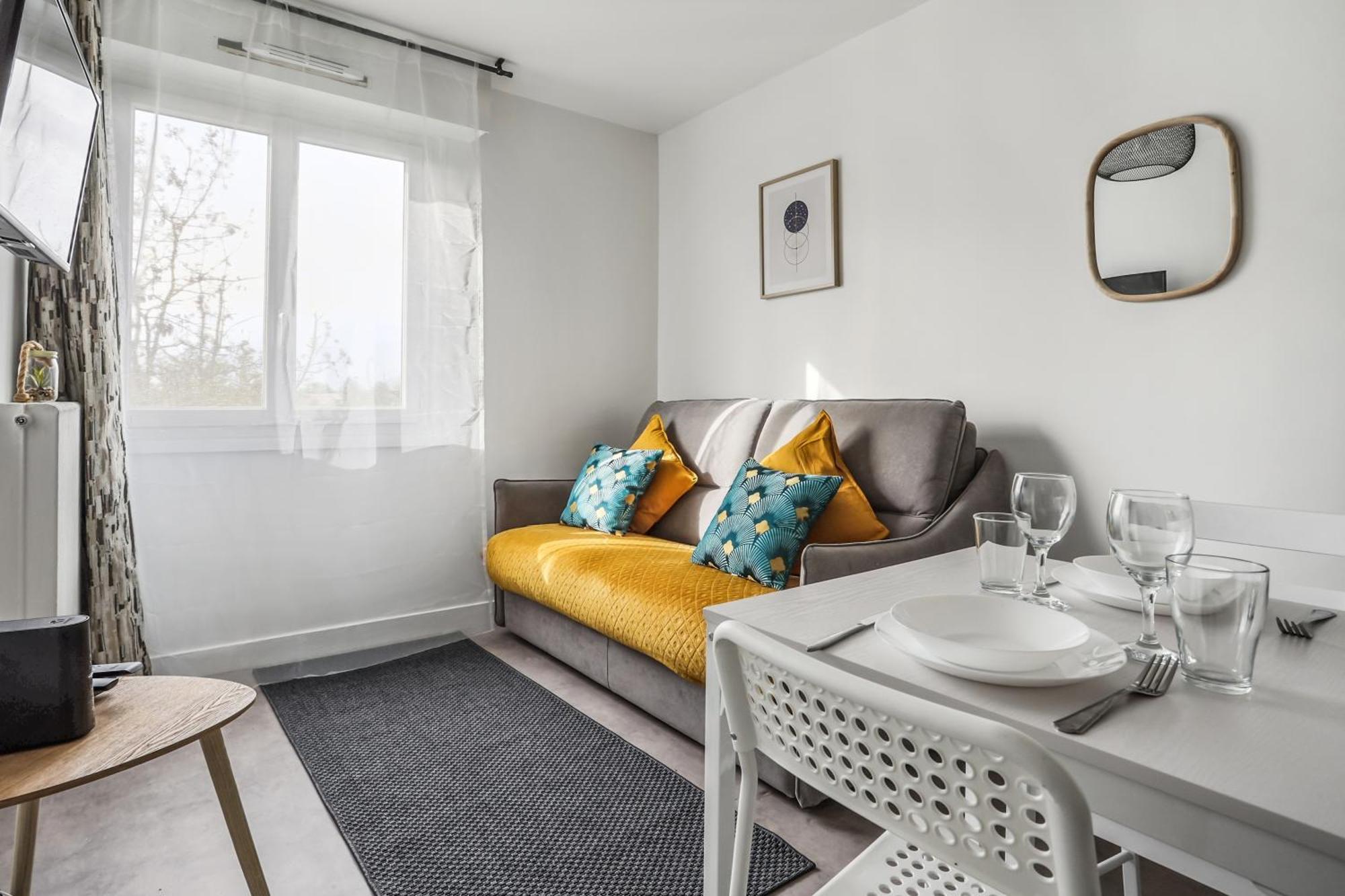 Comfortable Studio Dowtown Corbeil-Essonnes Zewnętrze zdjęcie